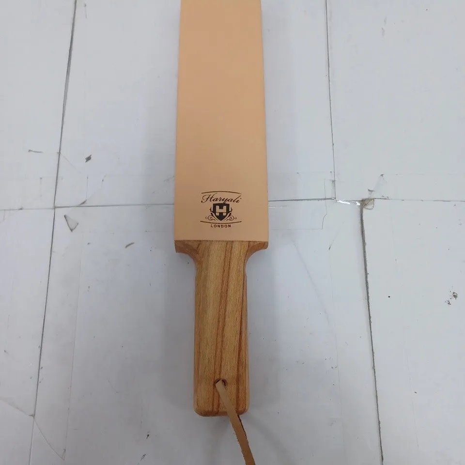 HARYALI LONDON 4 SIDED HONING TOOL, LEATHER STROP, PADDLE STROP, STRAIGHT RAZOR STROP