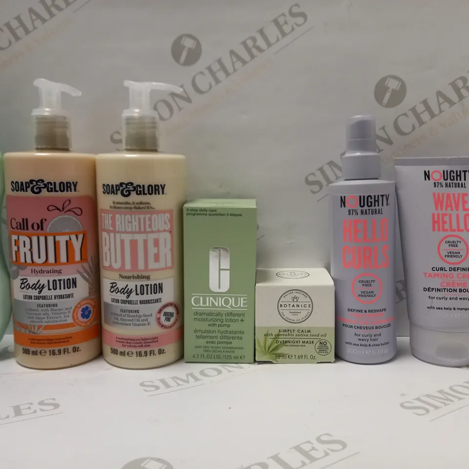 LOT OF APPROX 8 ASSORTED BEAUTY PRODUCTS TO INCLUDE SOAP&GLORY BODY LOTION, CLINIQUE MOISTURIZING LOTION, NOUGHTY CURL PRIMER, ETC