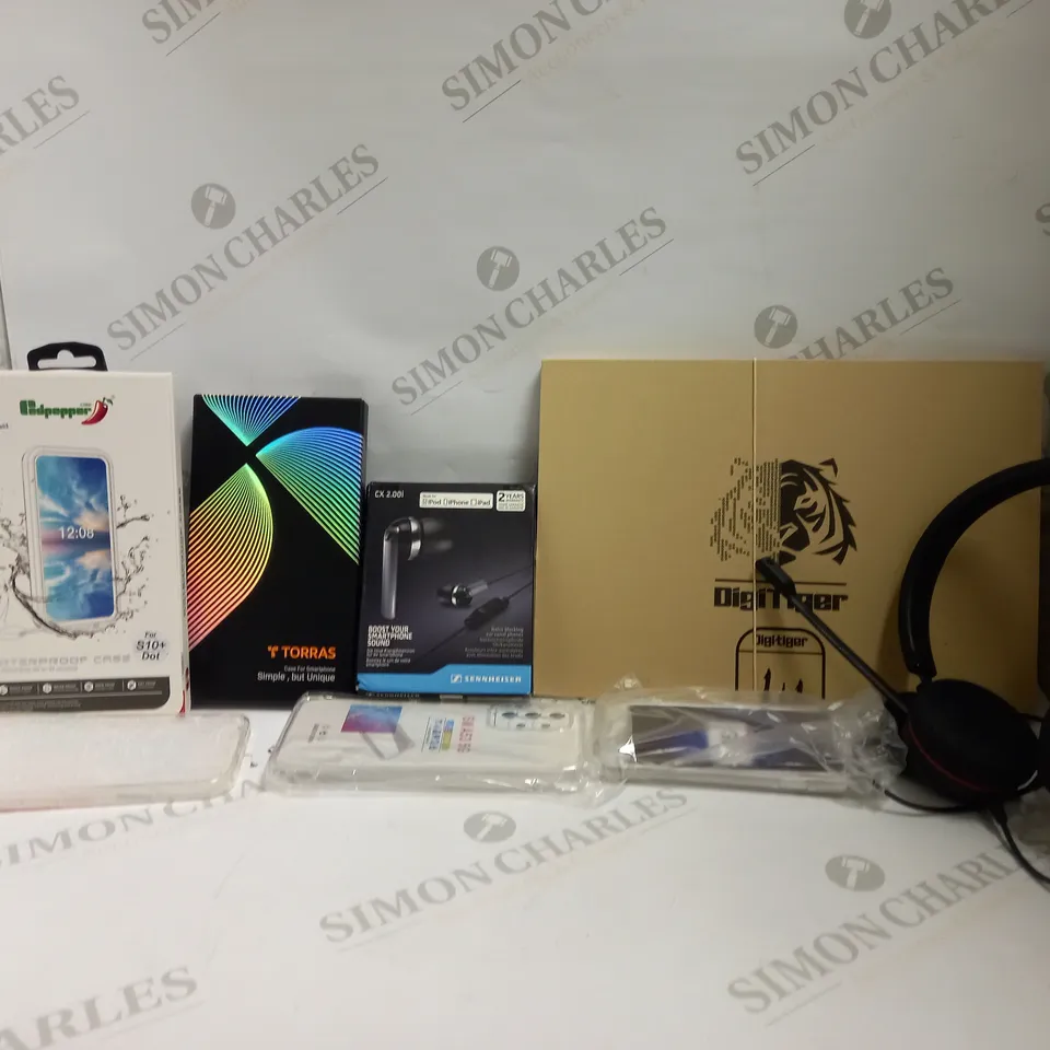 LOT OF APPROXIMATELY 20 ASSORTED PHONE ACCESSORIES AND ELECTRICALS TO INCLUDE SENNHEISER CX 2.00i WIRED EARPHONES, JABRA WIRED HEADSET, DIGITIGER SCREEN PROTECTOR, ETC
