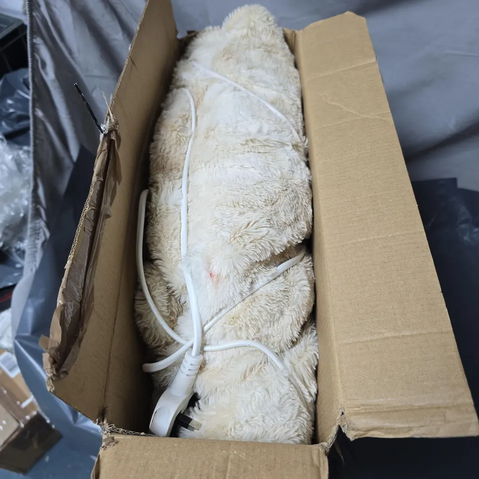 COZEE HOME LUXURY RUCHED FAUX FUR AND VELVETSOFT HEATED THROW