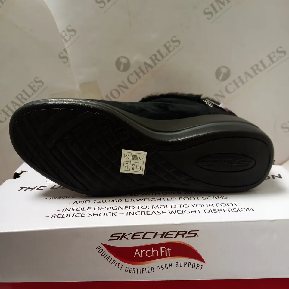 SKECHERS BLACK WEDGE BOOTS - SIZE 6.5