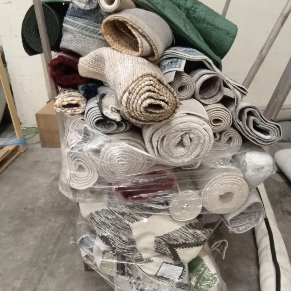 PALLET TO CONTAIN A LARGE QUANTITY OF DESIGNER AREA RUGS 