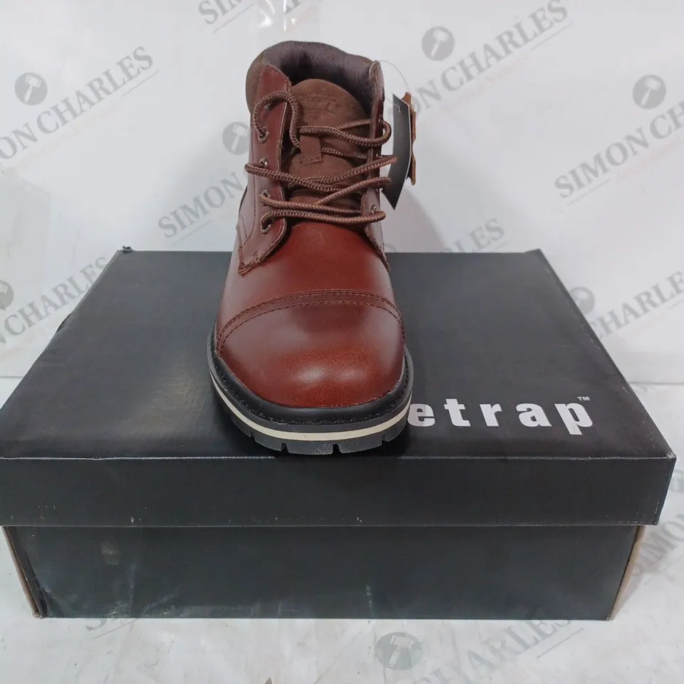 BOXED PAIR OF FIRETRAP AUBIN SHOES IN CAMEL COLOUR UK SIZE 7