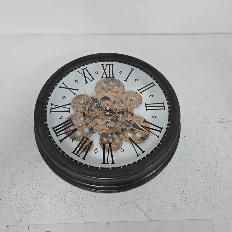 ROUND SKELETON GEAR WALL CLOCK