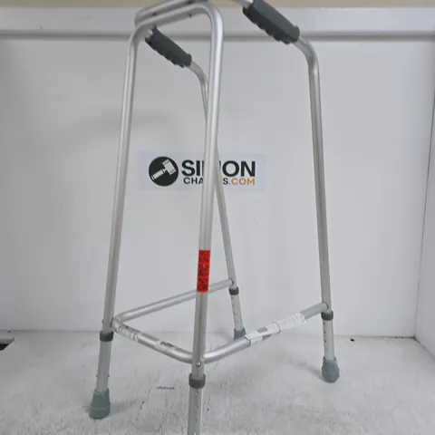 WALKING FRAME / ZIMMER FRAME