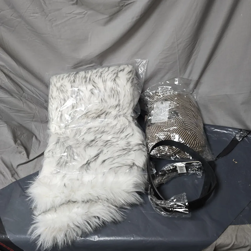 BOX OF APPROXIMATELY 8 ASSORTED HOUSEHOLD ITEMS TO INCLUDE RUG, MIDI DRESS, BELT ETC