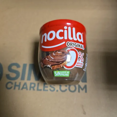 APPROXIMATELY 6 ASSORTED FOOD ITEMS NOCILLA CHOCOLATE SPREAD AND PURE GOAT PATE 