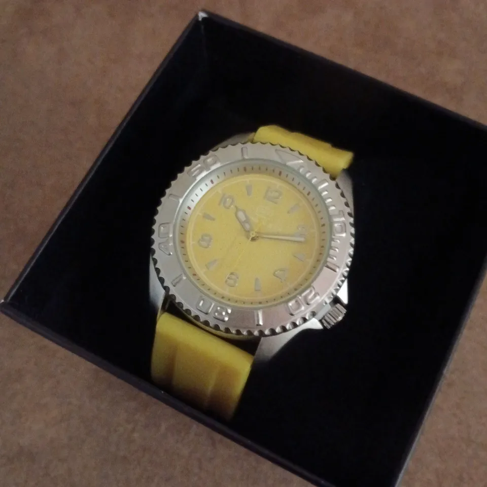 ZIHLMANN & CO STAINLESS STEEL WATCH WITH YELLOW FACE & YELLOW RUBBER STRAP 