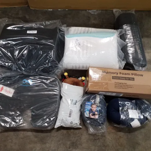 PALLET OF ASSORTED PILLOWS & CUSHIONS INCLUDING MEMORY FOAM PILLOW, TRAVEL PILLOW, SEAT CUSHION