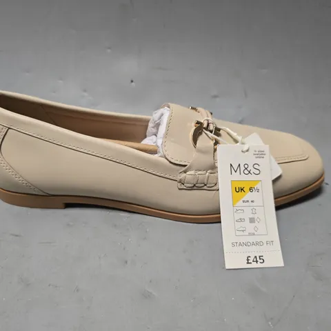 M&S CREAM SLIP ON SHOES - UK 6 1/2