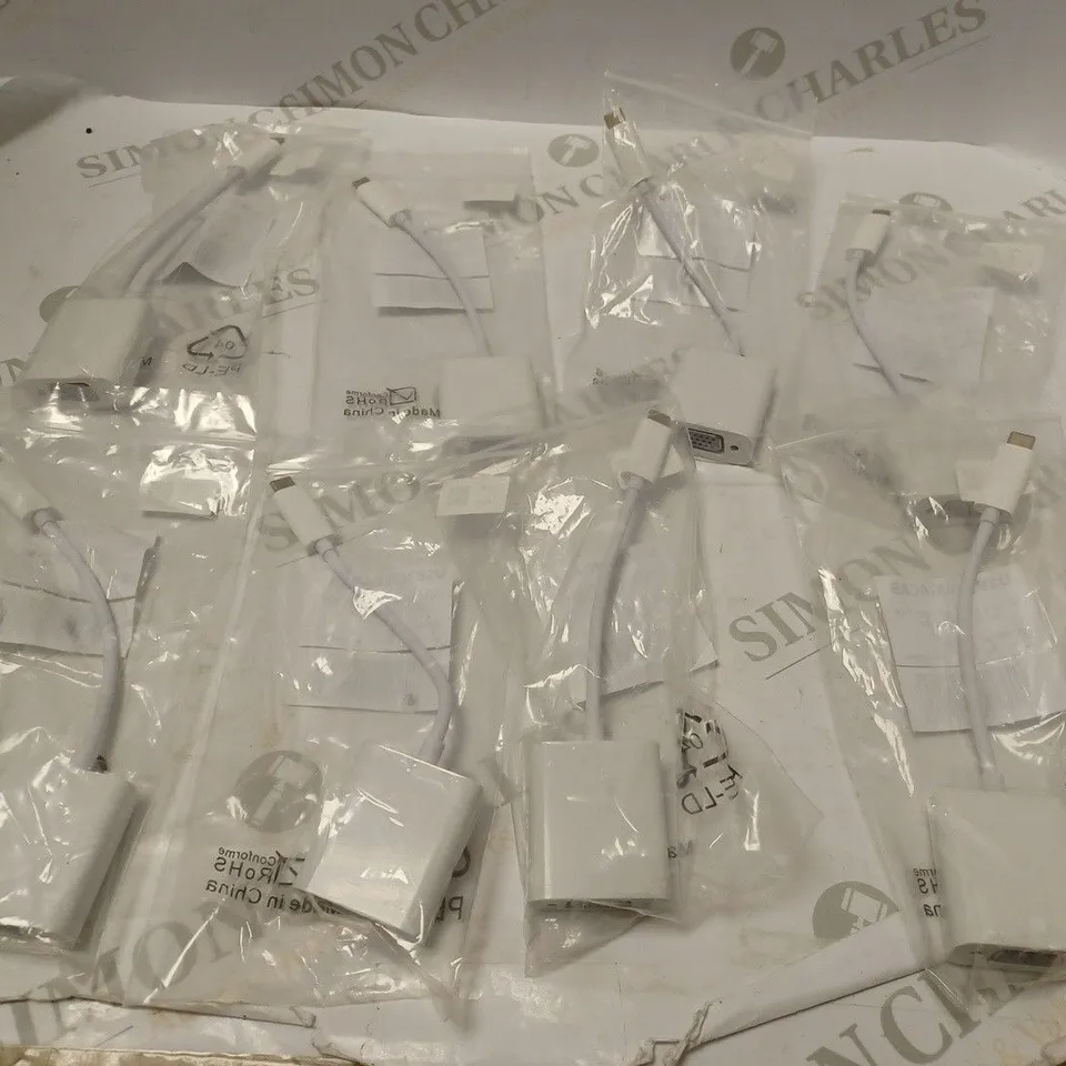 LOT OF 8 15CM LEADED USB TYPE-C TO VGA ADAPTERS IN WHITE