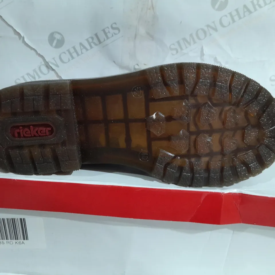 BOXED PAIR OF RED RIEKER INTEREST COLOUR  SIZE 6 1/2 