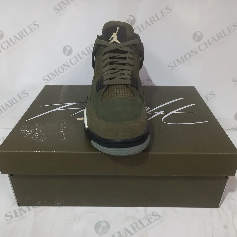 BOXED PAIR OF NIKE AIR JORDAN 4 RETRO SE CRAFT SHOES IN OLIVE/SAGE UK SIZE 9