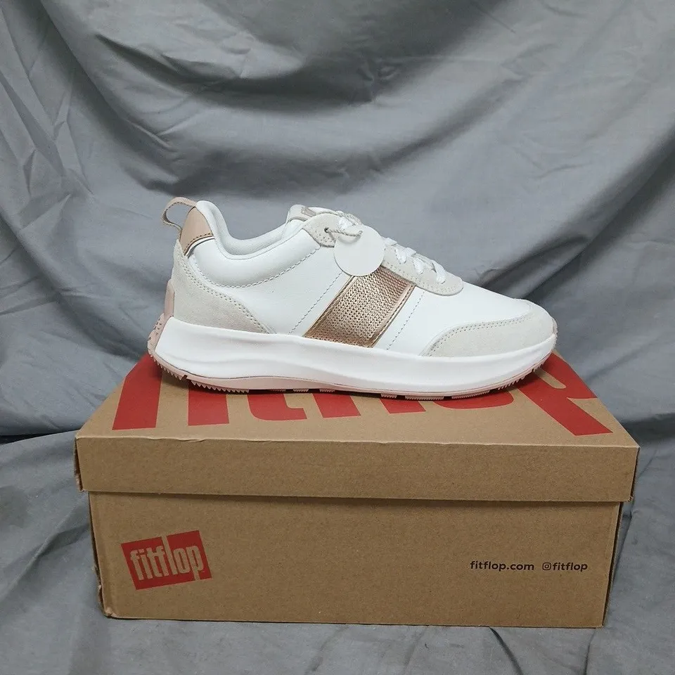 FITFLOP WOMEN'S SNEAKERS – WHITE WITH ROSE GOLD STRIPE - SIZE 6