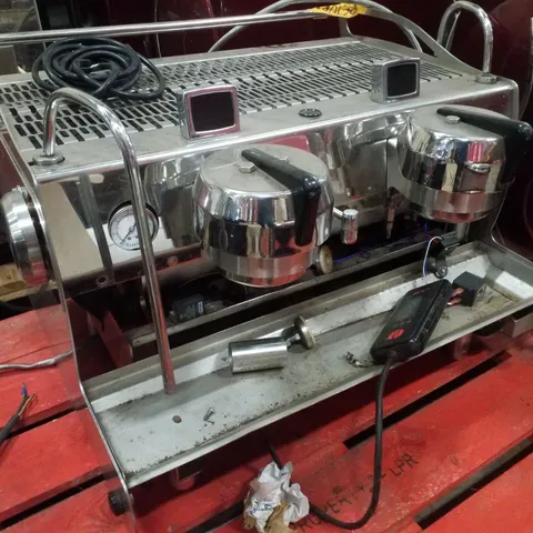 HYDRA MVP SYNMVP2 2-GROUP COMMERCIAL ESPRESSO/COFFEE MACHINE