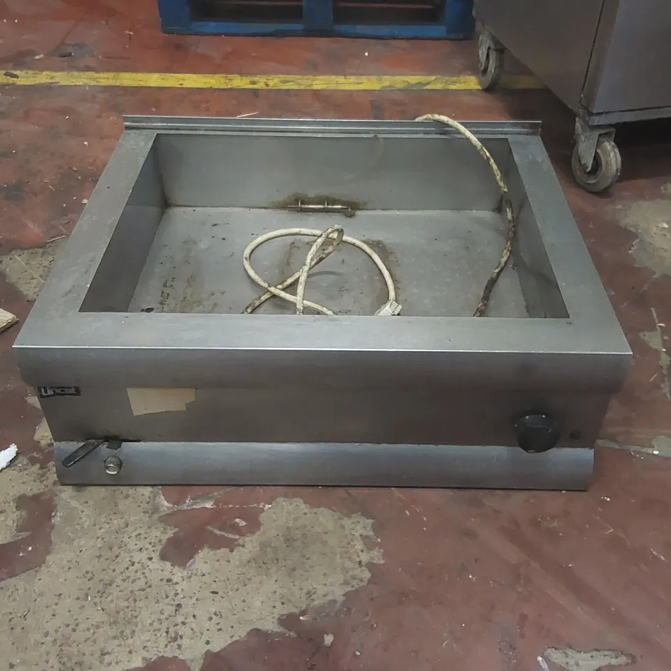 LINCAT COUNTERTOP BAIN MARIE