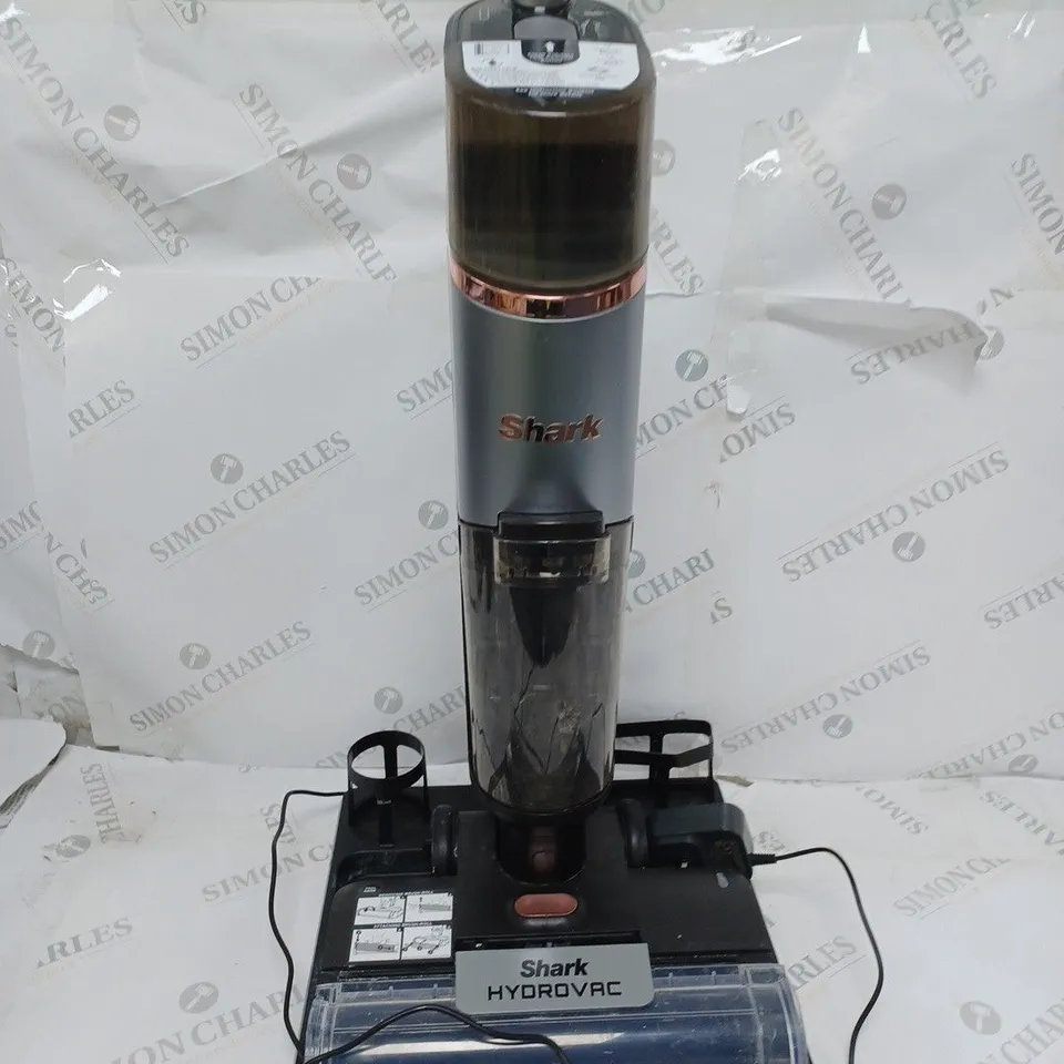 SHARK CORDLESS HYDROVAC 3-IN-1 HARD FLOOR CLEANING SYSTEM WD210UK