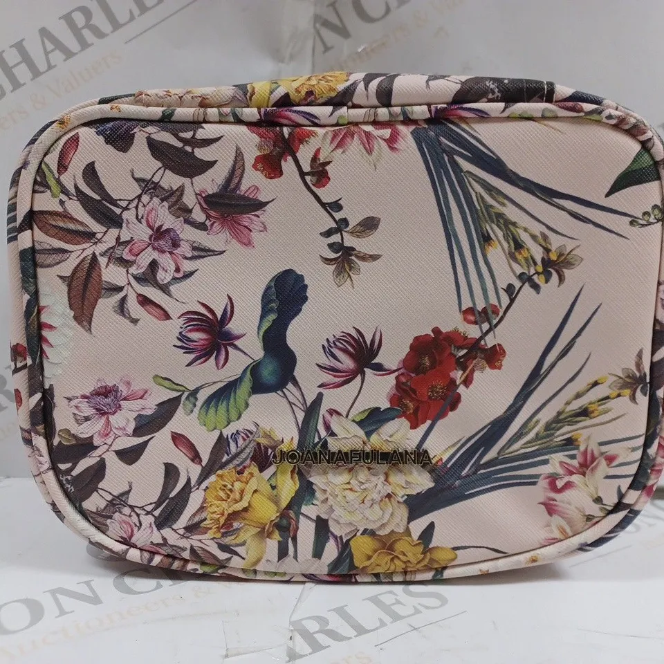 BOX OF APPROX 30 JOANA FULANA TROPIC FLORAL PREMIUM COLLECTION PINK STORAGE BAGS