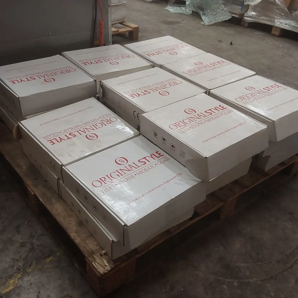 PALLET CONTAINING APPROXIMATELY 500x BRAND NEW MOSAIC TILES
