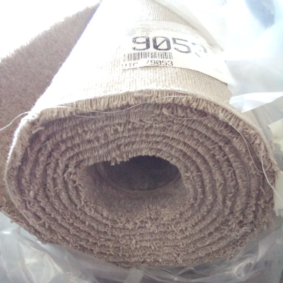 ROLL OF QUALITY TUDOR TWIST HEATHRS60 MOHAIR CARPET 5.1*5M