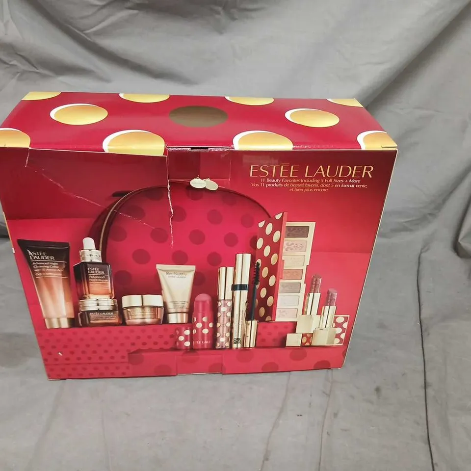 ESTÉE LAUDER 11 BEAUTY FAVORITES GIFT SET – RED GIFT BOX