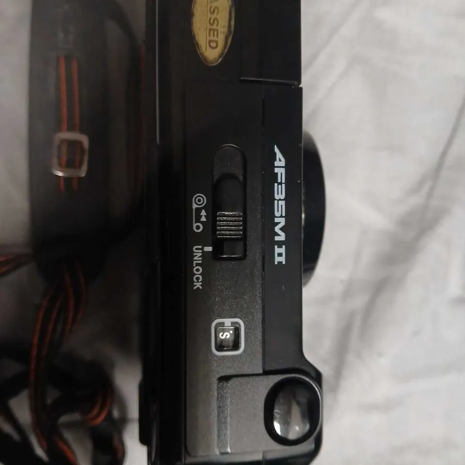CANON AF35M II 35MM AUTOFOCUS CAMERA WITH SOFT CASE