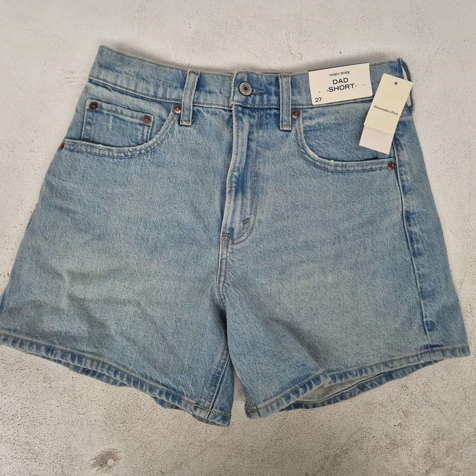 ABERCROMBIE & FITCH HIGH RISE DAD SHORTS IN BLUE SIZE 27