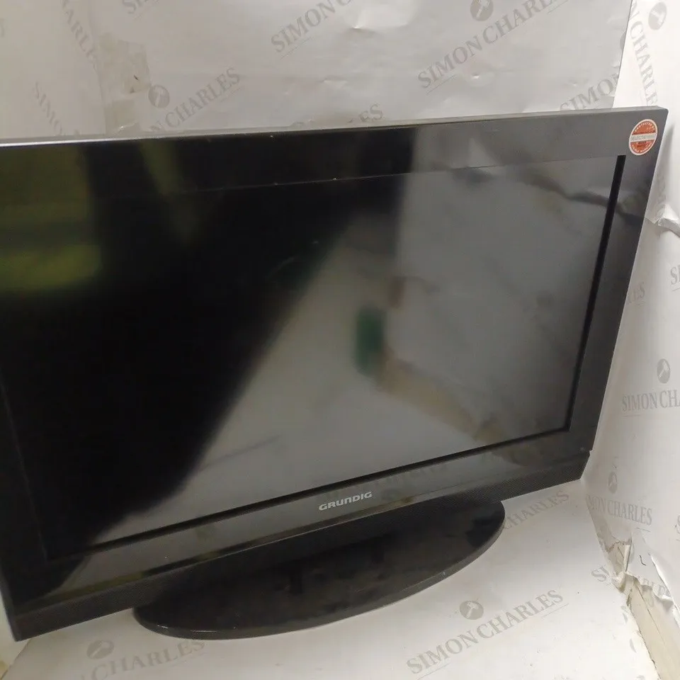 GRUNDIG GU26BLK 26" TELEVISION  