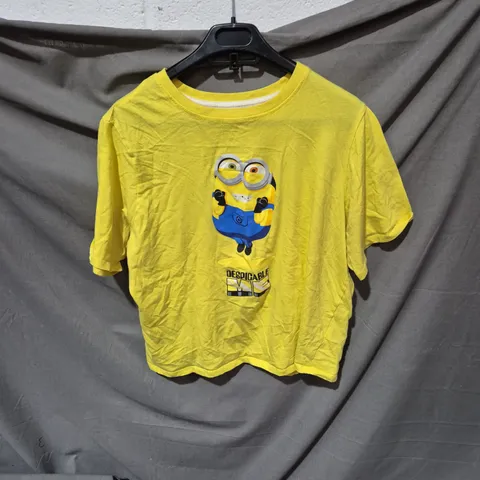 MINIONS T-SHIRT YELLOW – ILLUMINATION PRESENTS, UK SIZE 12-14 (M)