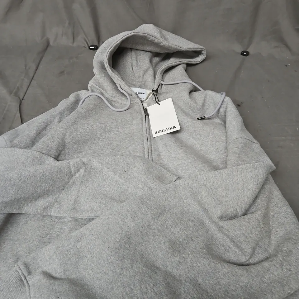 BERSHKA GREY ZIP HOODIE – SIZE L 