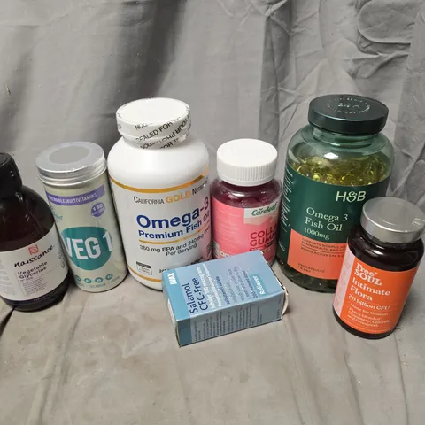 APPROXIMATELY 12 ASSORTED VITAMIN/HEALTH AID PRODUCTS TO INCLUDE H&B OMEGA 3 FISH OIL, COLLAGEN GUMMIES, VEG 1 MULTIVITAMINS, ETC - COLLECTION ONLY