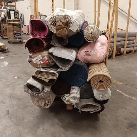 PALLET CONTAINING APPROXIMATELY 28 QUALITY DESIGNER AREA RUGS