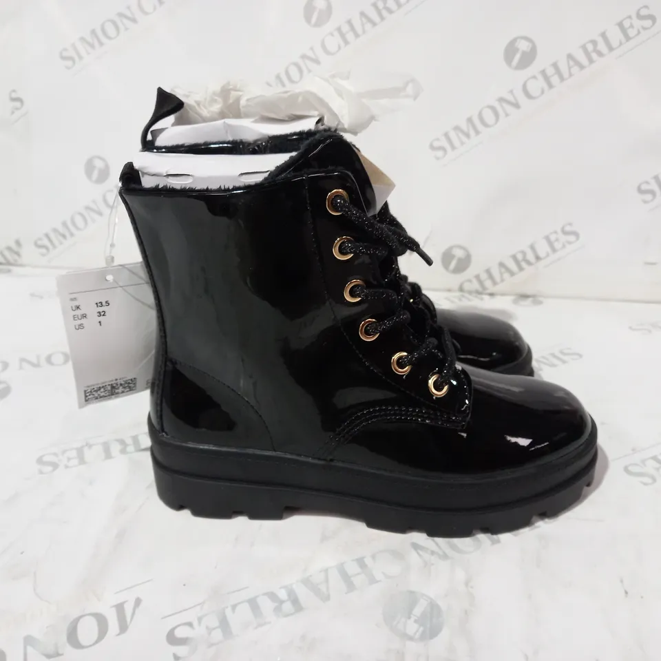 H&M BLACK CHILDRENS BOOTS SIZE 32