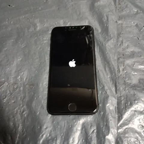 APPLE IPHONE – BLACK, WITH HOME BUTTON 