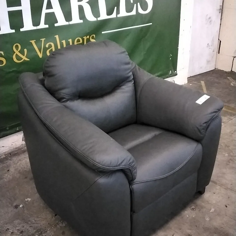 QUALITY BRITISH DESIGNED & MANUFACTURED G PLAN JACKSON ARMCHAIR CAMBRIDGE PETROL BLUE LEATHER