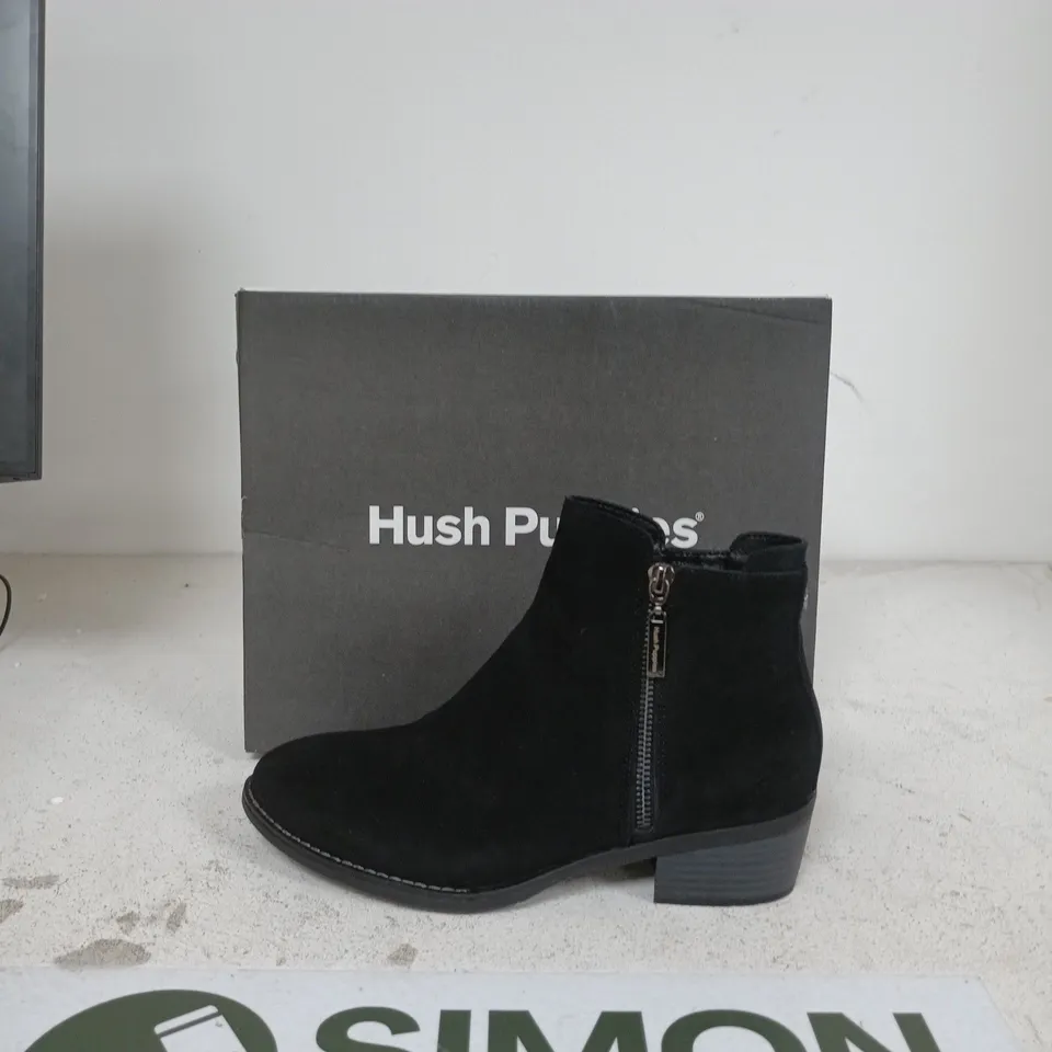 HUSH PUPPIES WOMEN'S BLACK SUEDE ANKLE BOOTS – SIDE ZIP SIZE 6