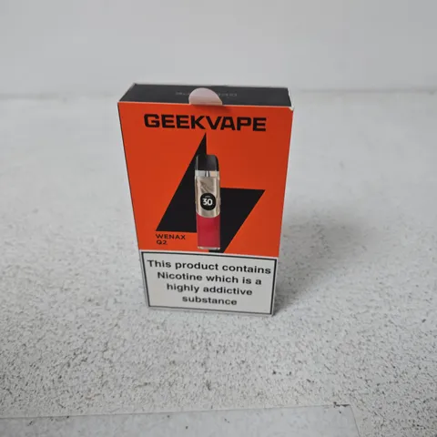 BOX OF APPROXIMATELY 30 ASSORTED GEEK VAPE E CIG ITEMS