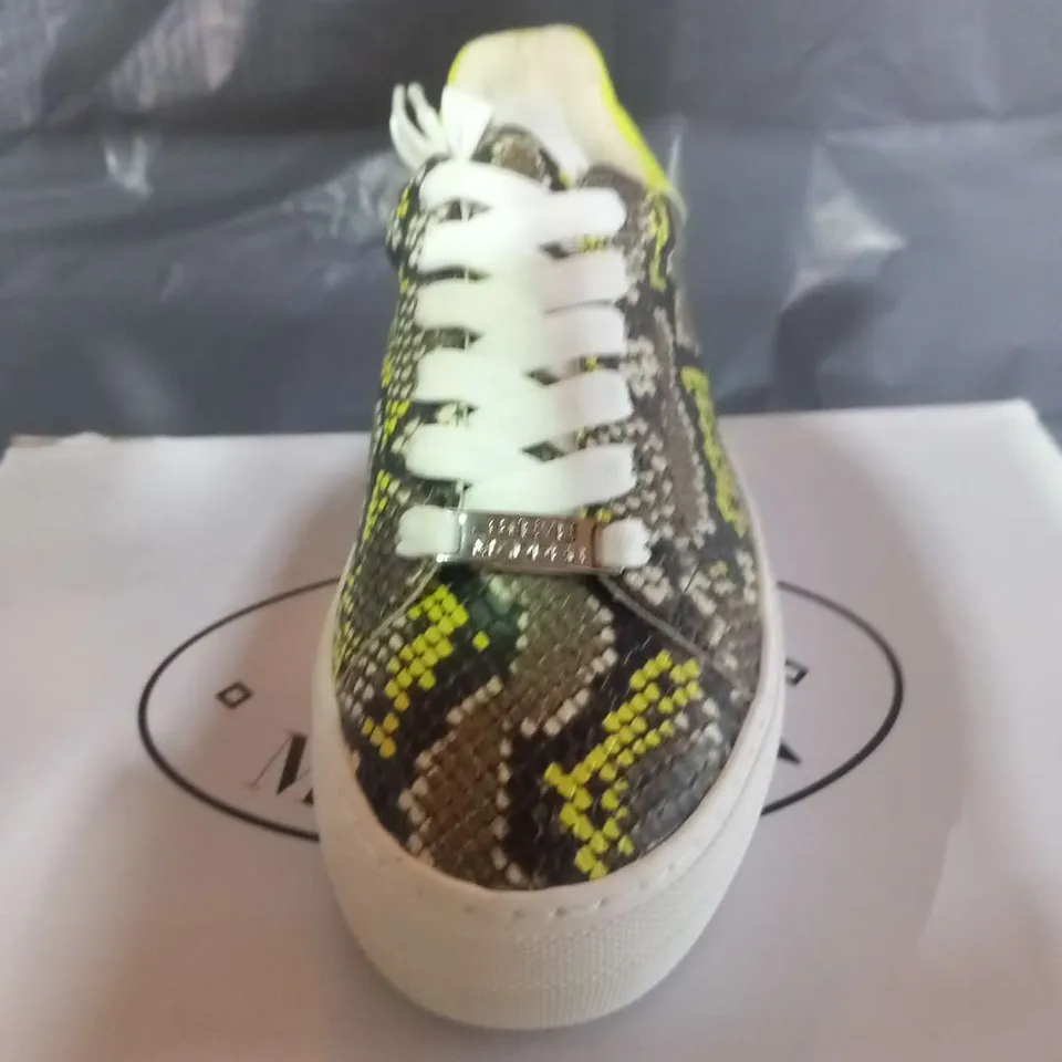 BOXED STEVE MADDEN MERGER SYNTHETIC SNEAKERS SIZE 36