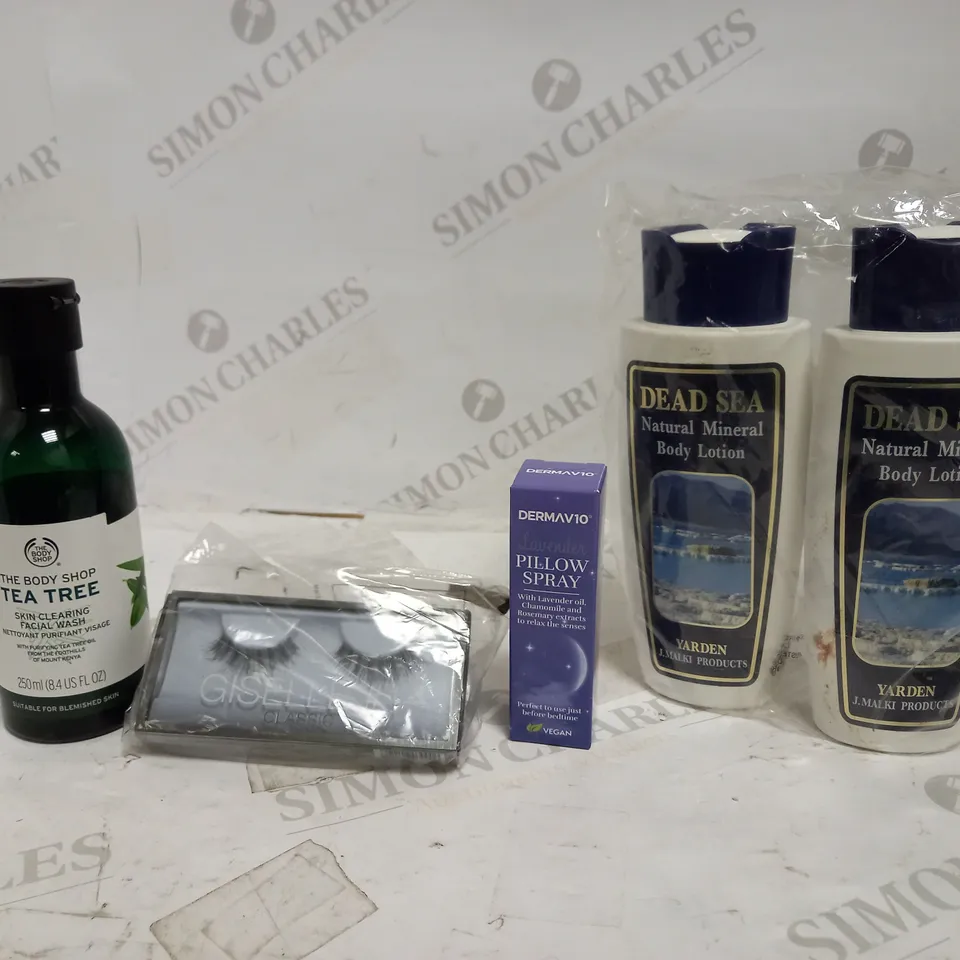 LOT OF 14 HEALTH & BEAUTY ITEMS, TO INCLUDE THE BODY SHOP, DERMAV10, HUDABEAUTY LASHES, ETC