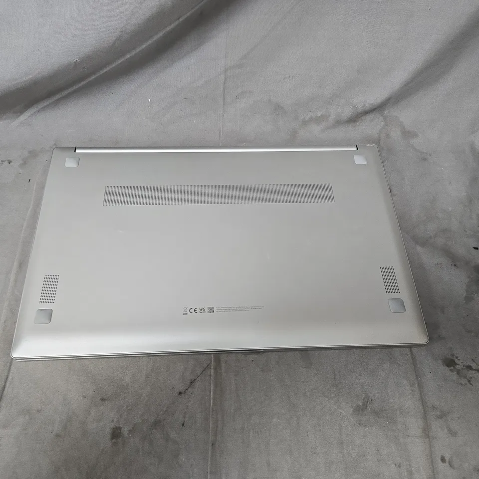 SAMSUNG LAPTOP – SILVER, INTEL CORE I5, WINDOWS