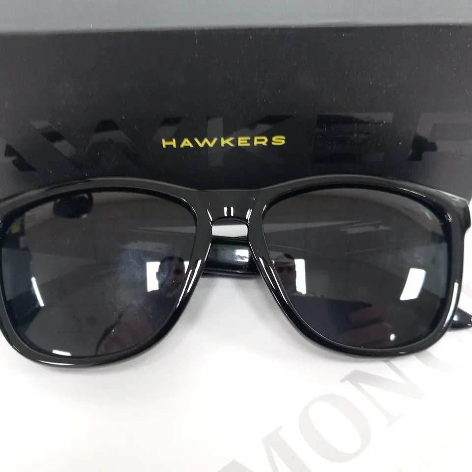 BOXED HAWKERS S1/HONE22BBTP SUNGLASSES