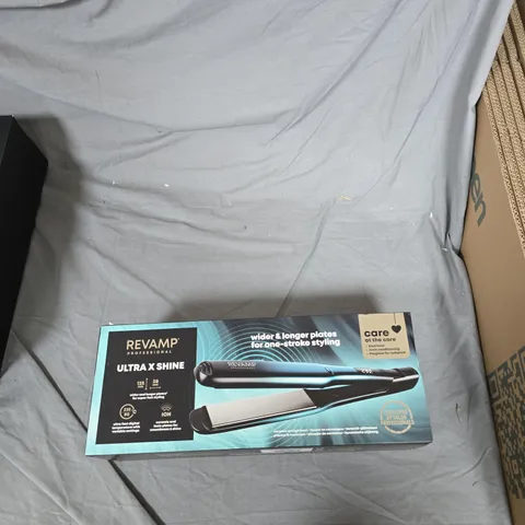 REVAMP ULTRA X SHINE HAIR STRAIGHTENER