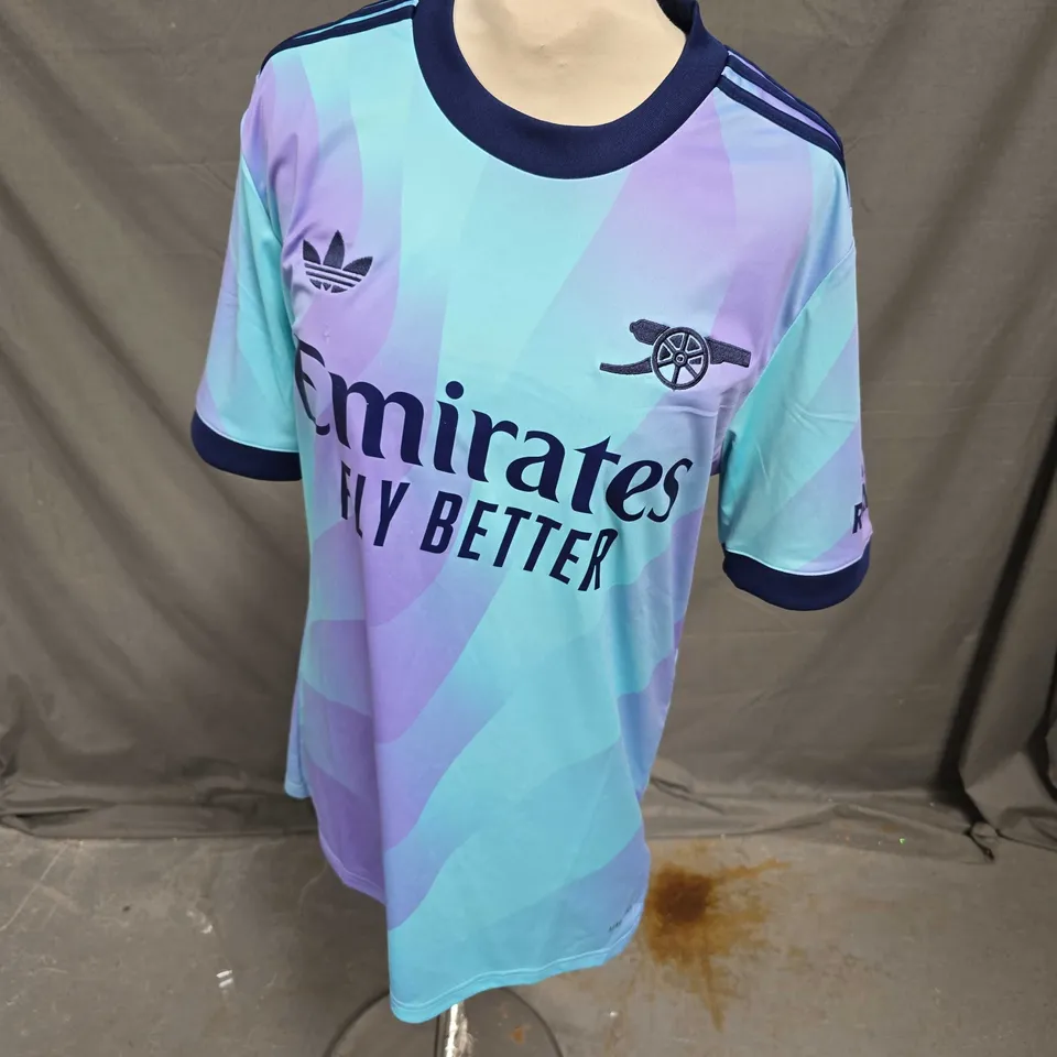 ADIDAS ARSENAL FOOTBALL JERSEY IN BLUE MULTI SIZE M