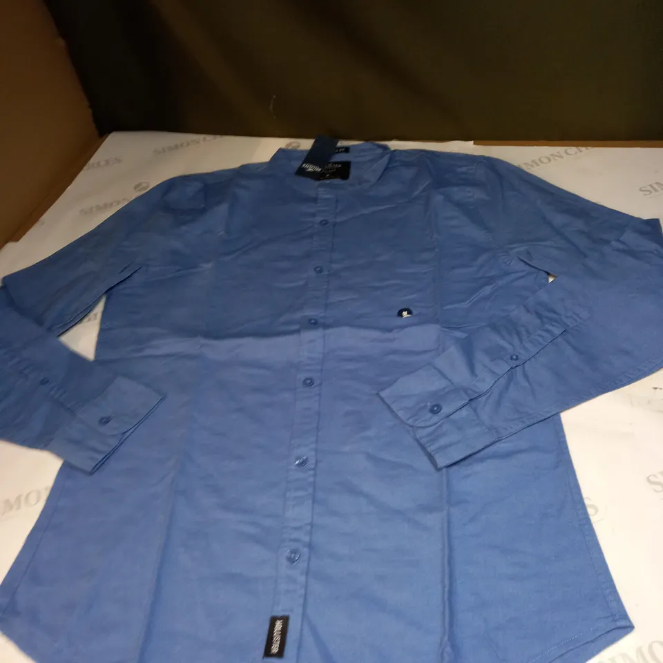 HOLLISTER BUTTON SHIRT SIZE M