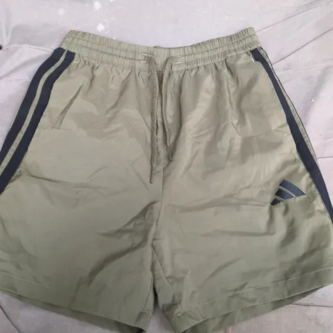 ADIDAS 3 STRIPE SHORTS IN DARK GREEN - SMALL