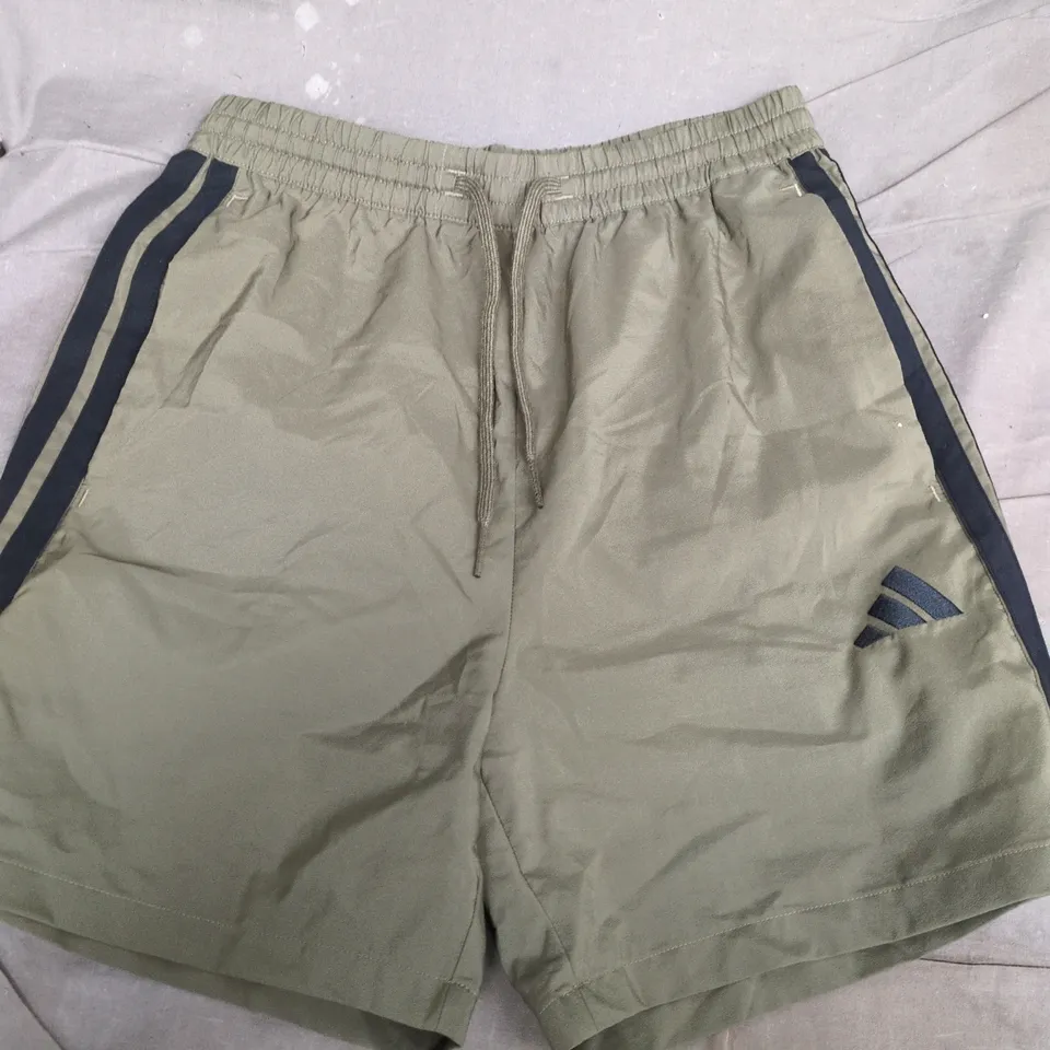 ADIDAS 3 STRIPE SHORTS IN DARK GREEN - SMALL