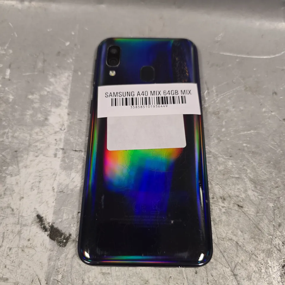 BOXED SAMSUNG GALAXY A 40 