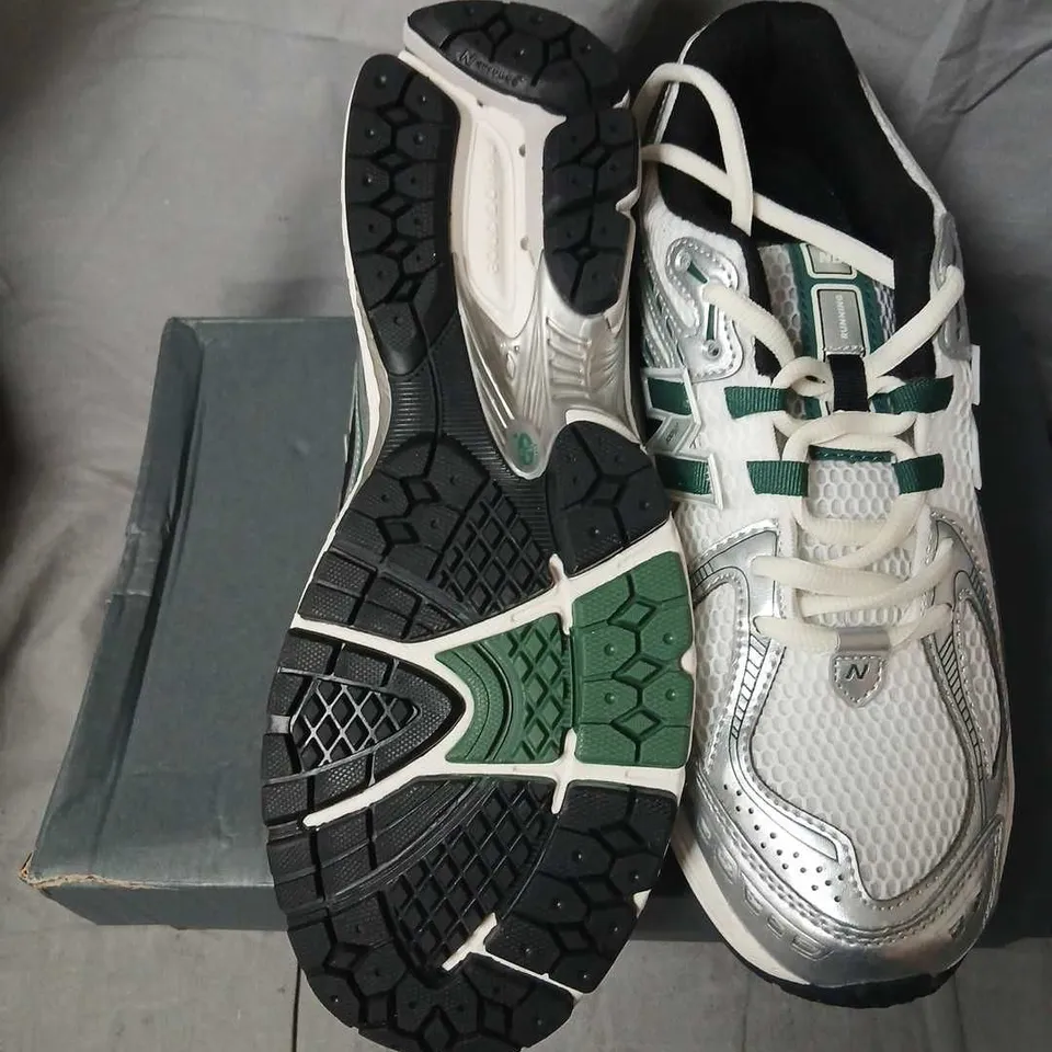 NEW BALANCE M1906REU LIFESTYLE SHOES - MEN'S UK9 (US10, EU44)