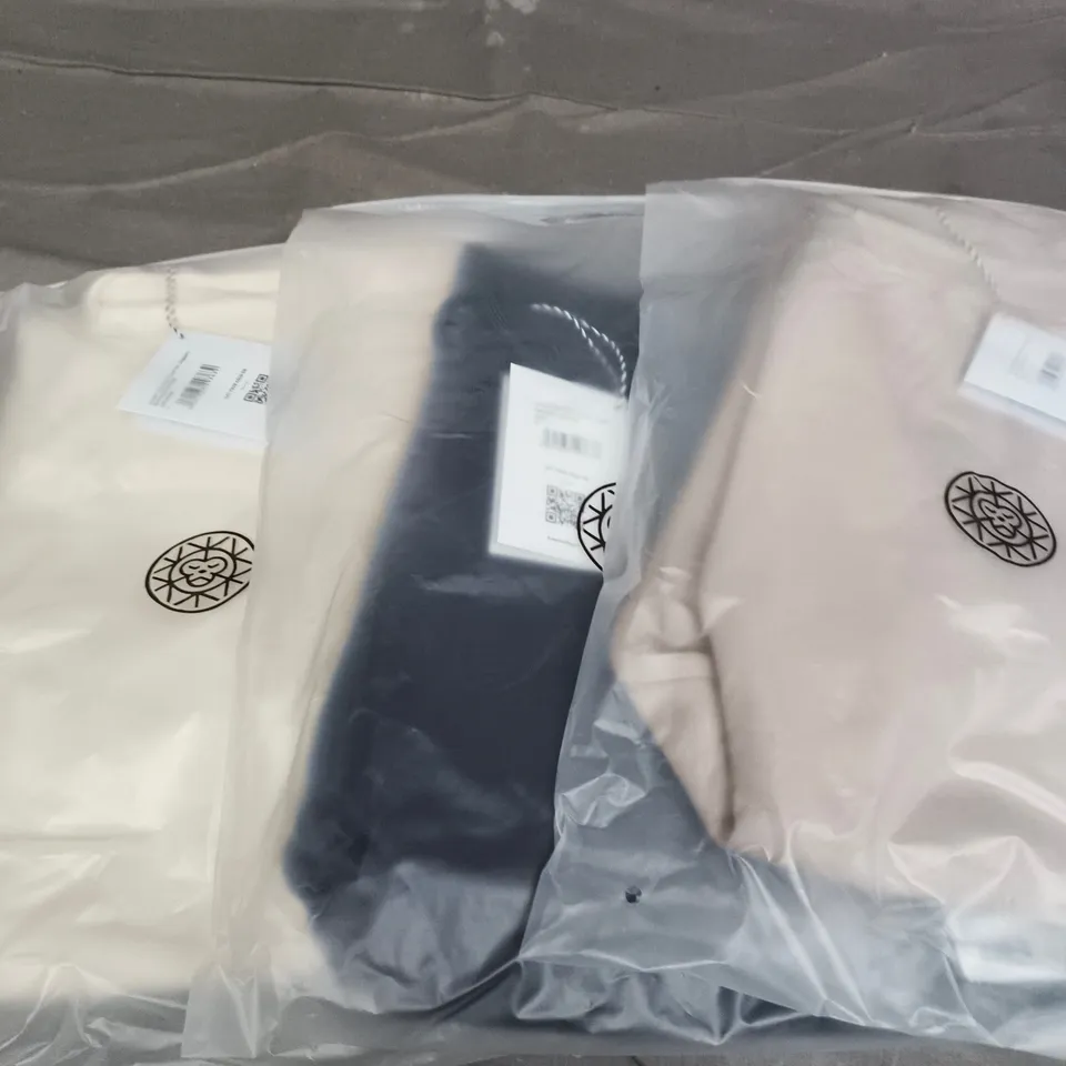 APPROXIMATELY 20 BRASS MONKEY JOGGERS IN VARIOUS SIZES & COLOURS 