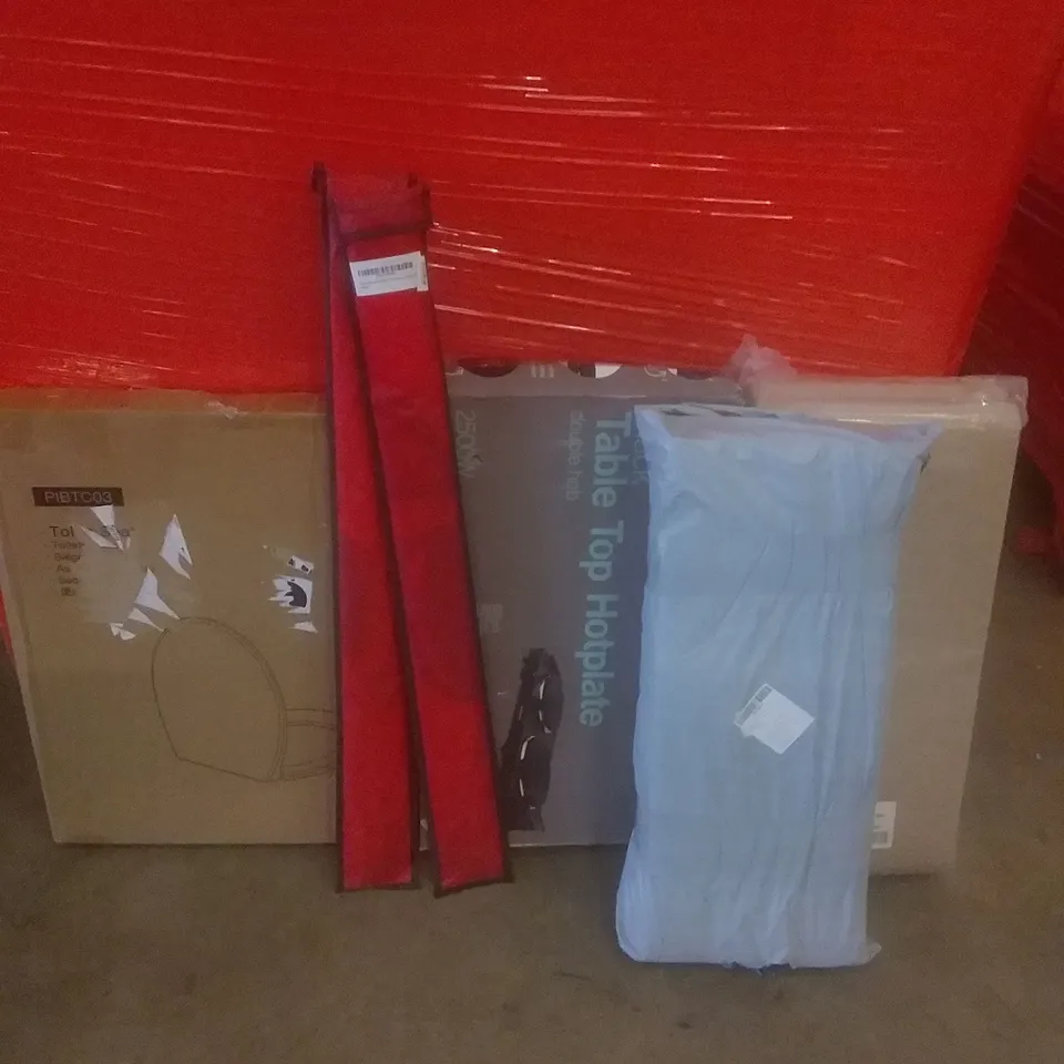 PALLET OF ASSORTED ITEMS INCLUDING BEER BENCH COVER SET, TABLE TOP HOTPLATE, STAIRS CARPET MATS, TOILET SEAT, INDOOR KITES
